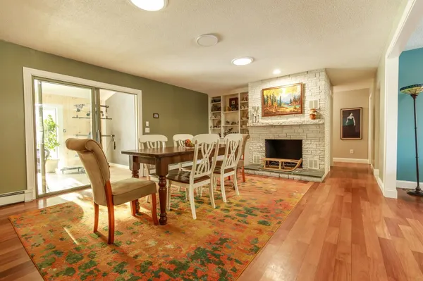 $590,000 | 1322 Main Street, Dublin, NH 03444