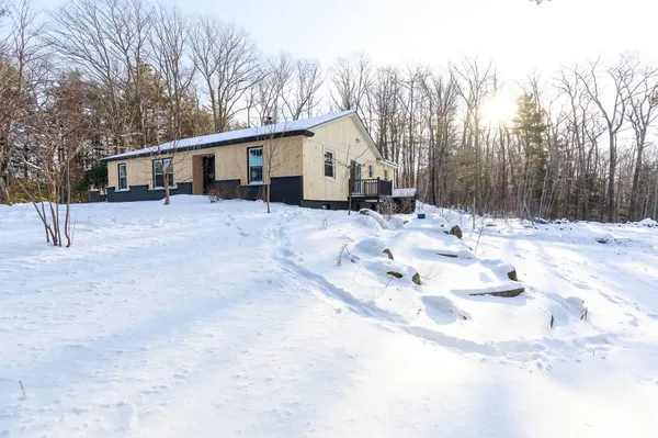 $590,000 | 1322 Main Street, Dublin, NH 03444