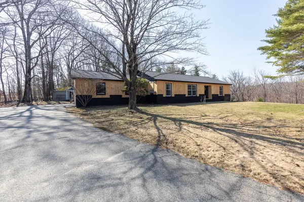 $590,000 | 1322 Main Street, Dublin, NH 03444