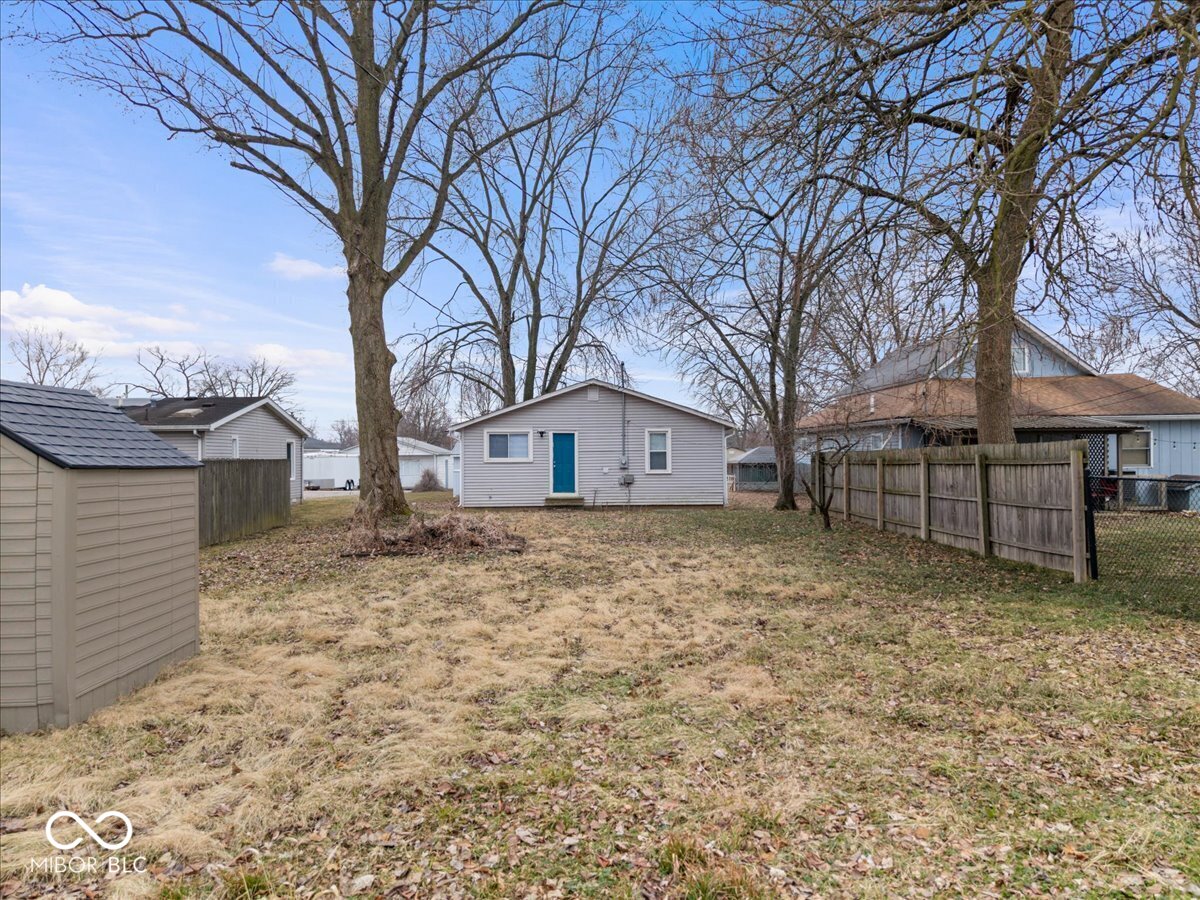 321 Monroe Street Fortville, IN 46040 - Photo 11 of 12