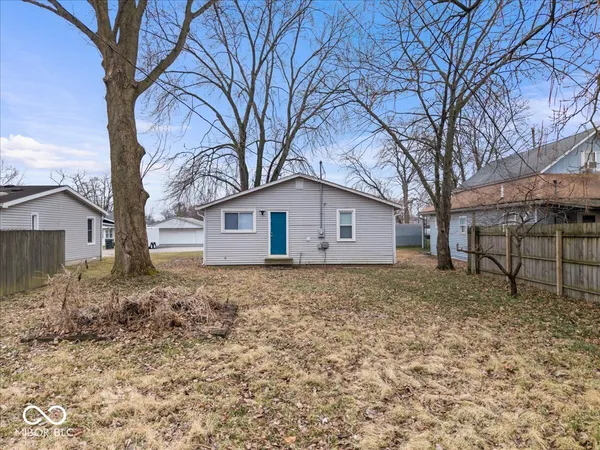 $158,400 | 321 Monroe Street, Fortville, IN 46040