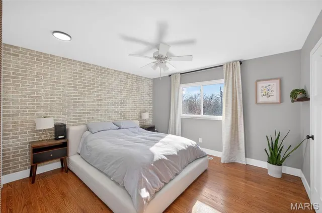 $399,000 | 304 Wembley Lane, Manchester, MO 63021