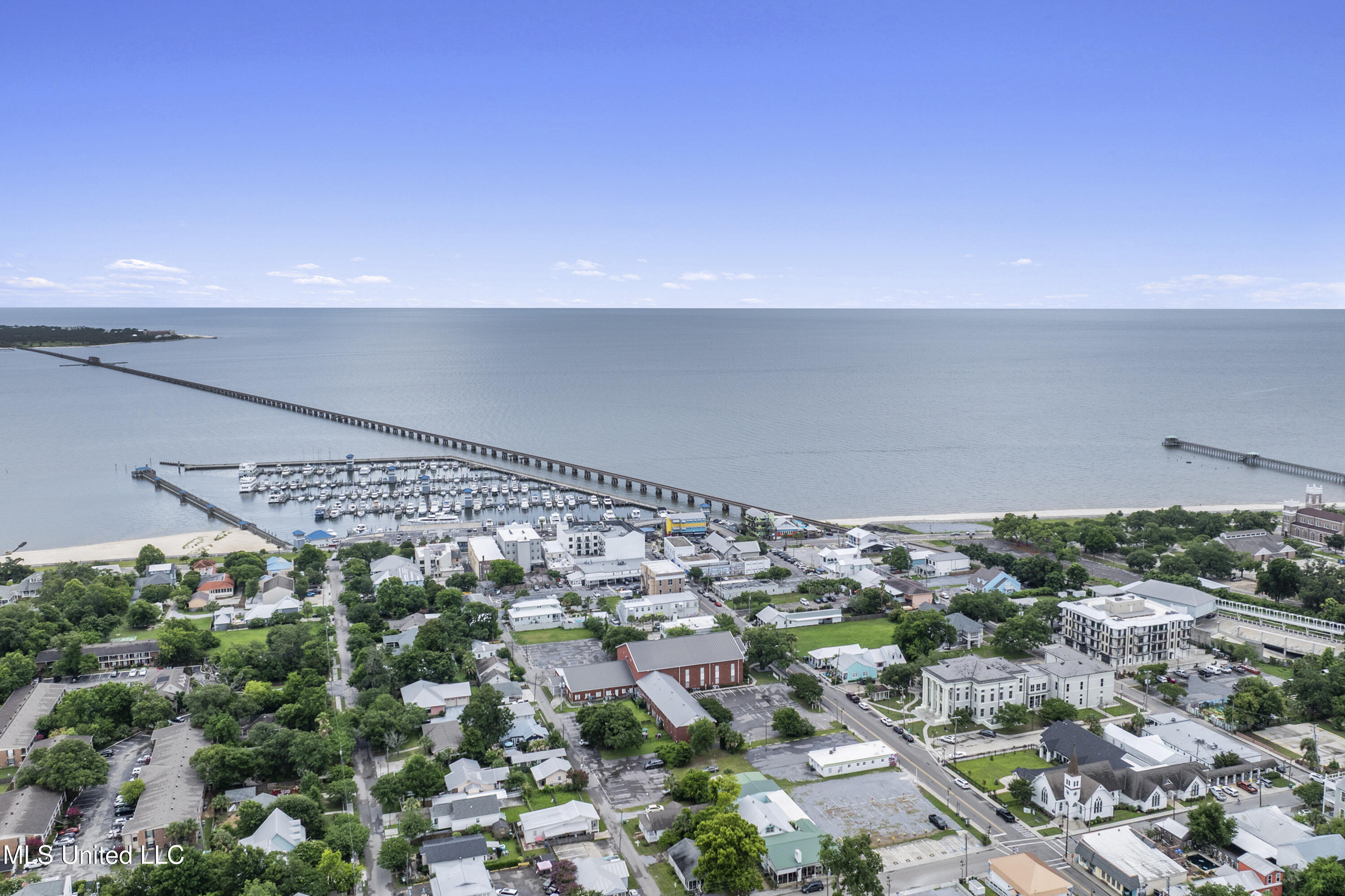 124 Court Street, Unit 302 Bay St. Louis, MS 39520 - Photo 48 of 69 090