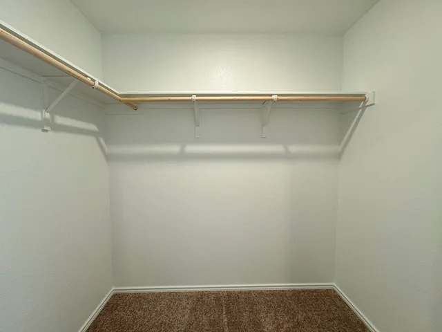 $1,600 | 184 Chapel Beck Drive, Kyle, TX 78640