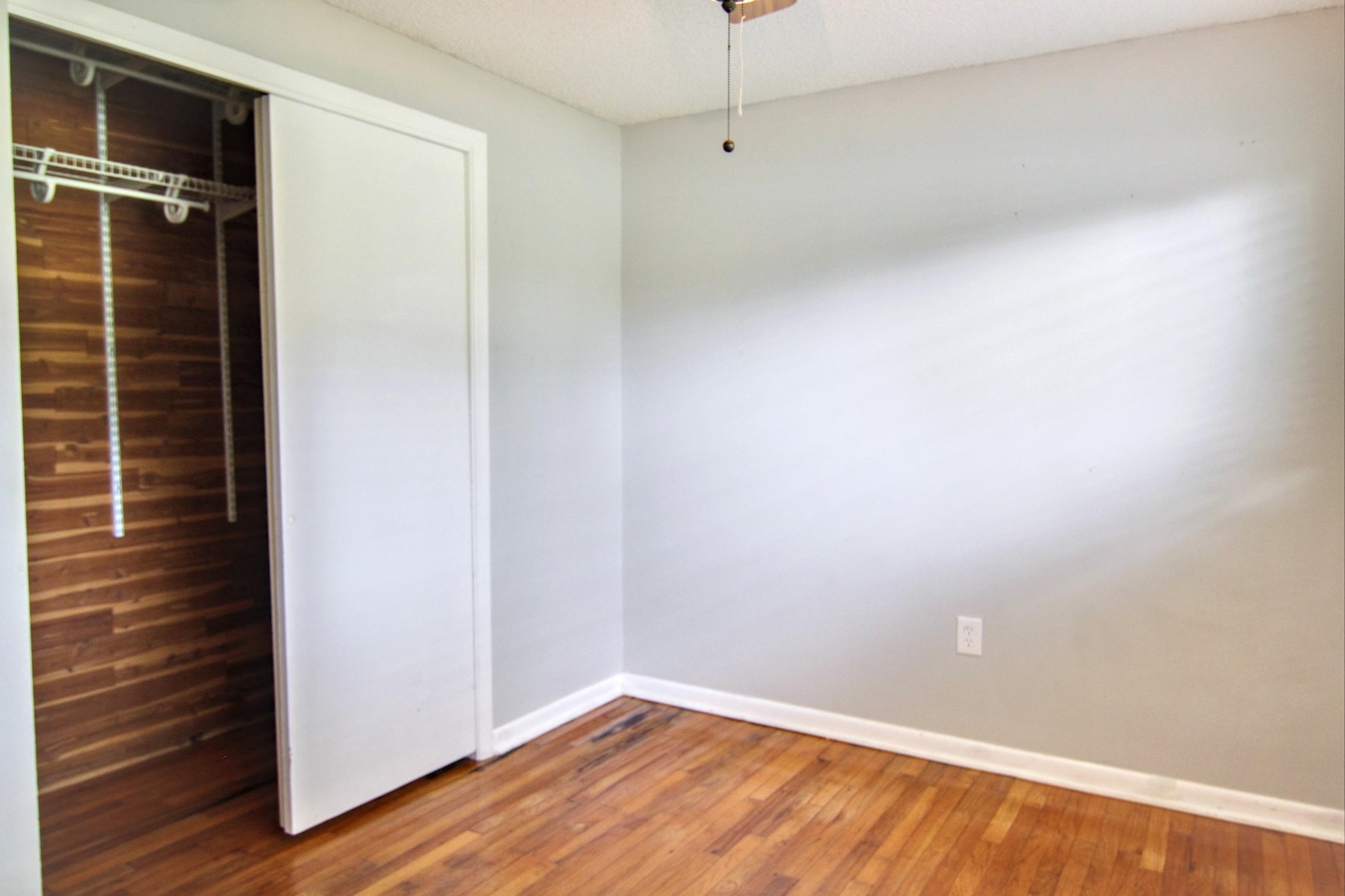 700 East Myrtle Avenue Foley, AL 36535 - Photo 22 of 28 Bedroom 2