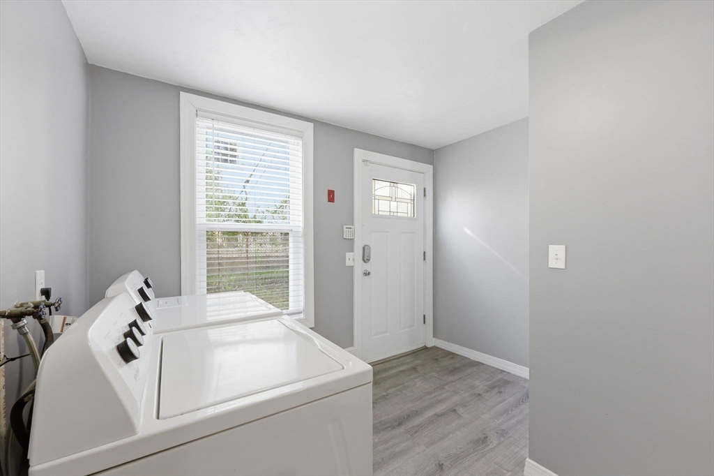57 May Street Worcester, MA 01610 - Photo 24 of 42