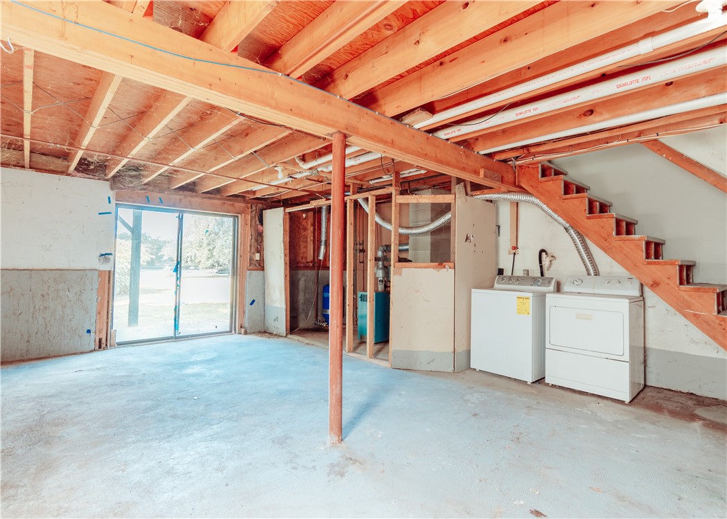 1125 Stafford Road Tiverton, RI 02878 - Photo 14 of 18 Gallery Image 14