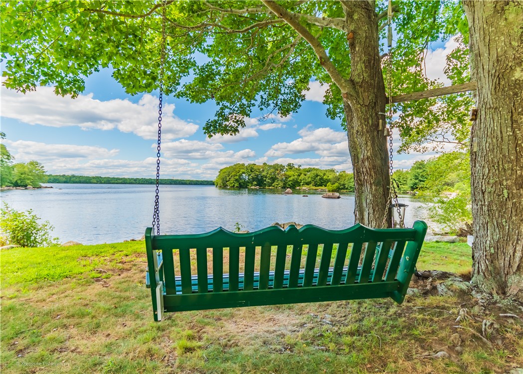 1125 Stafford Road Tiverton, RI 02878 - Photo 4 of 18 Gallery Image 4