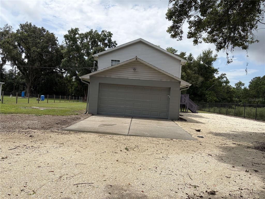 4706 Coats Road Zephyrhills, FL 33541 - Photo 5 of 50 Gallery Image 5