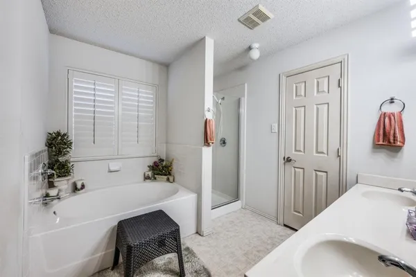 $368,000 | 1606 Cancun Drive, Mansfield, TX 76063