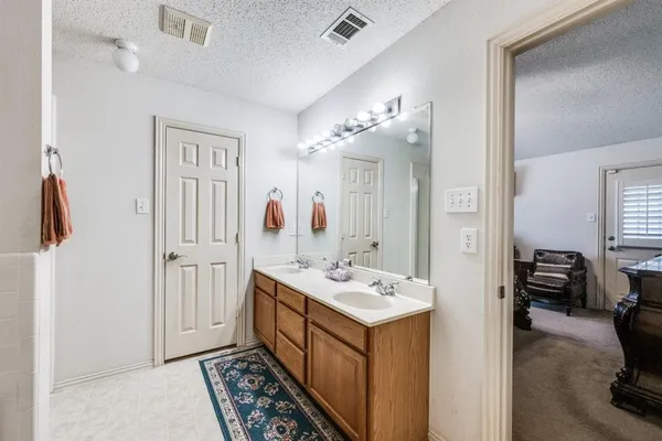 $368,000 | 1606 Cancun Drive, Mansfield, TX 76063