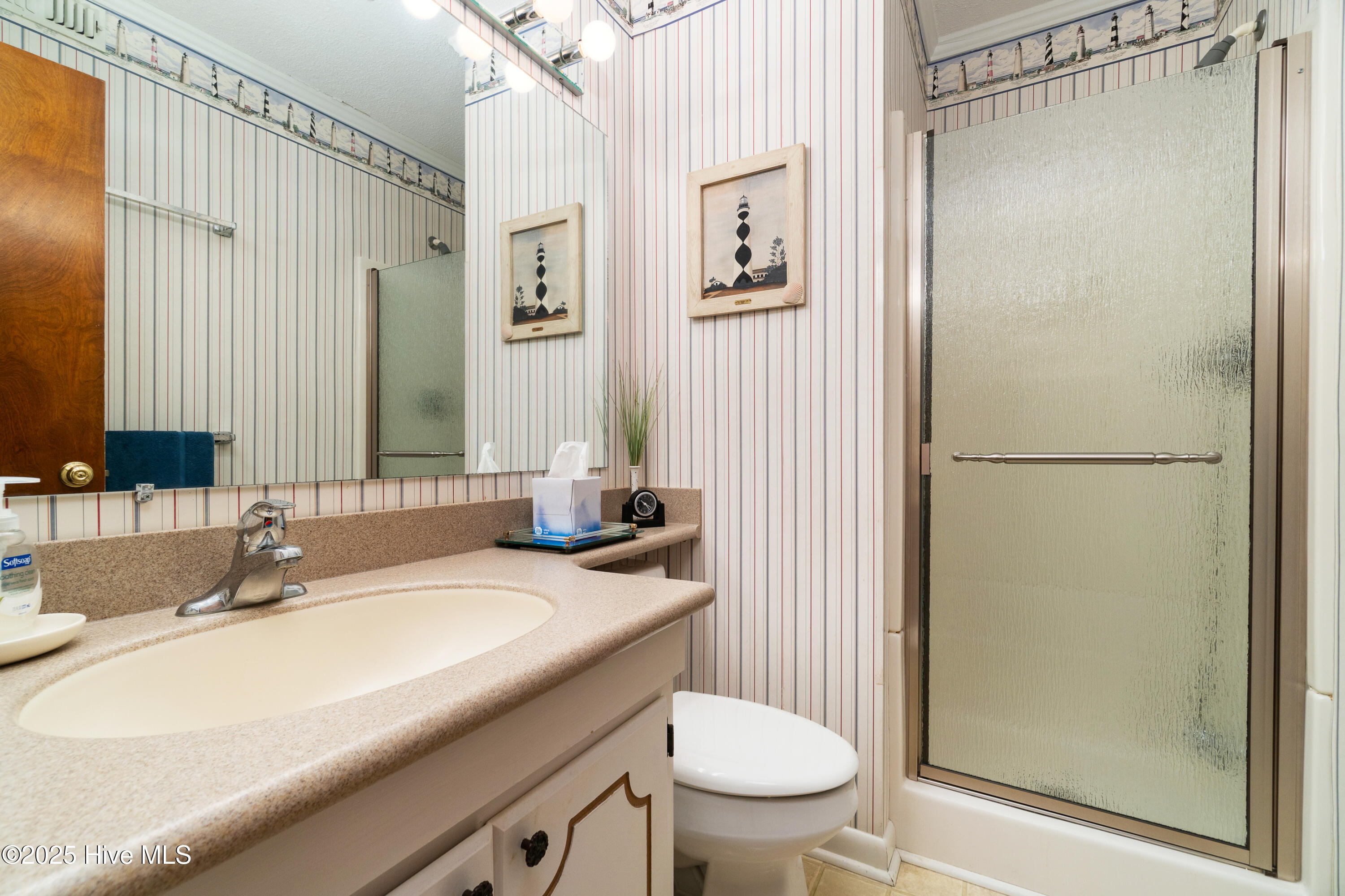 2008 East Fort Macon Road, Unit H16 Atlantic Beach, NC 28512 - Photo 20 of 41 Bathroom View