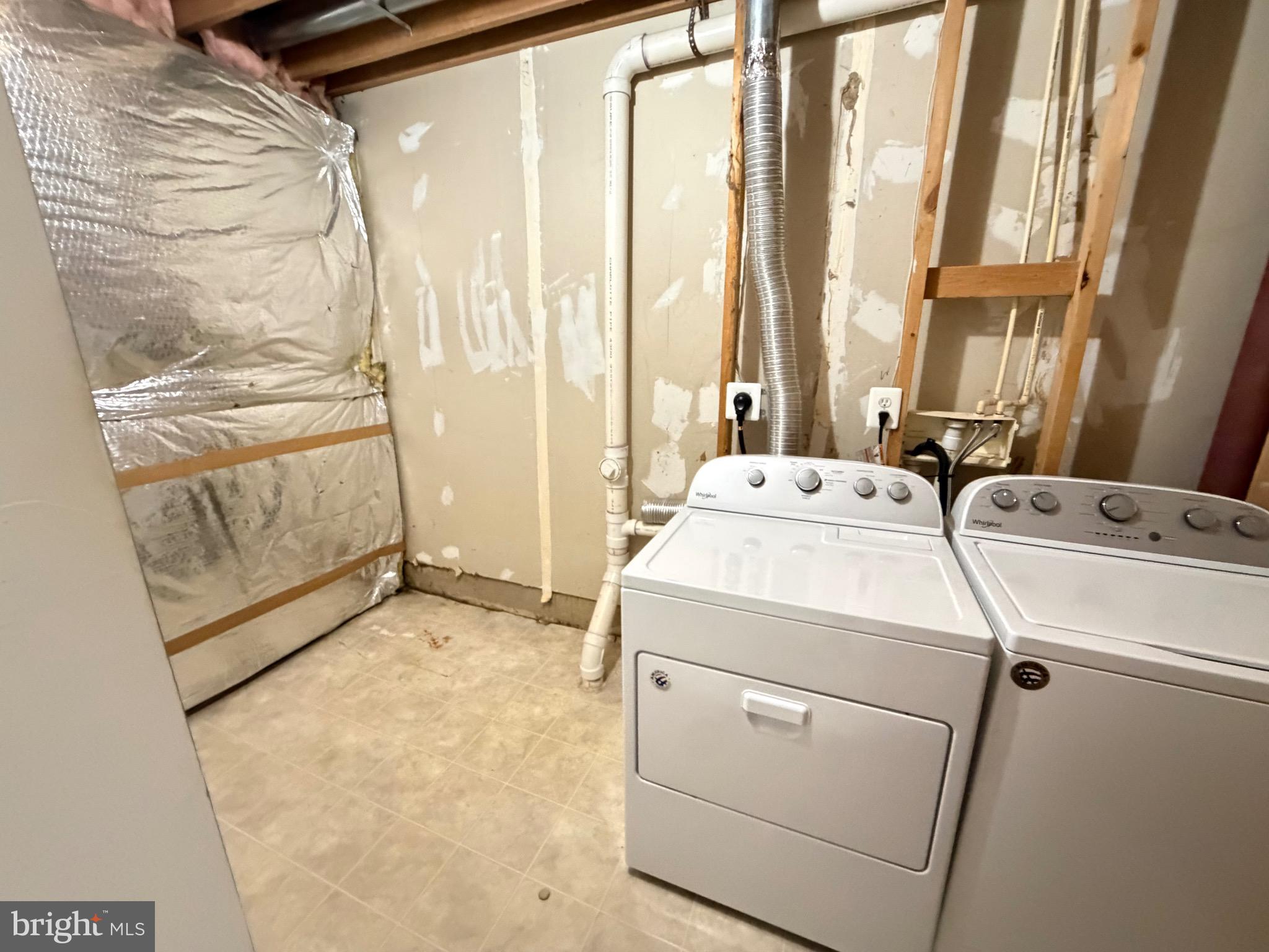 9053 Two Bays Road Lorton, VA 22079 - Photo 30 of 32 Gallery Image 30