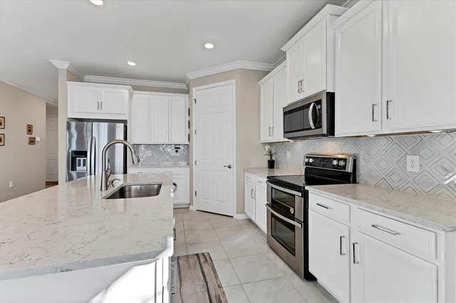 $525,000 | 141 Vinadio Boulevard, Nokomis, FL 34275