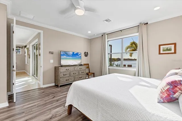 $525,000 | 141 Vinadio Boulevard, Nokomis, FL 34275