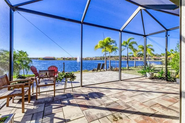 $525,000 | 141 Vinadio Boulevard, Nokomis, FL 34275