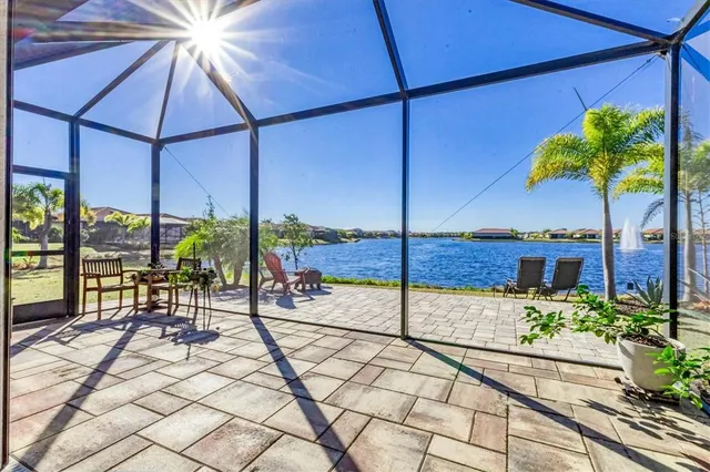 $525,000 | 141 Vinadio Boulevard, Nokomis, FL 34275