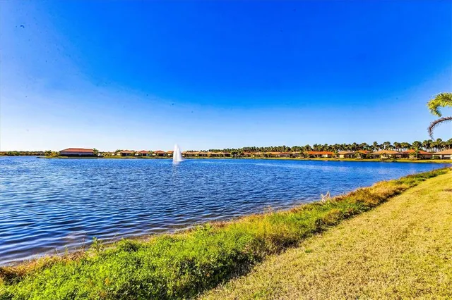 $525,000 | 141 Vinadio Boulevard, Nokomis, FL 34275