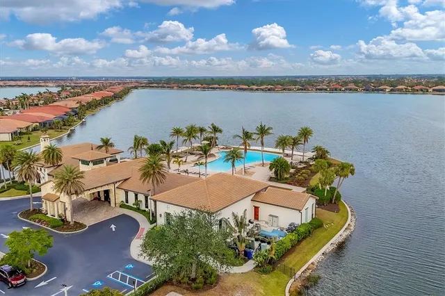 $525,000 | 141 Vinadio Boulevard, Nokomis, FL 34275