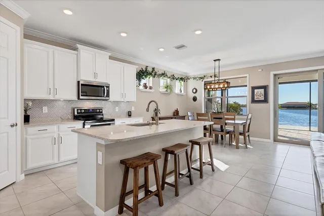 $525,000 | 141 Vinadio Boulevard, Nokomis, FL 34275