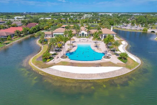 $525,000 | 141 Vinadio Boulevard, Nokomis, FL 34275