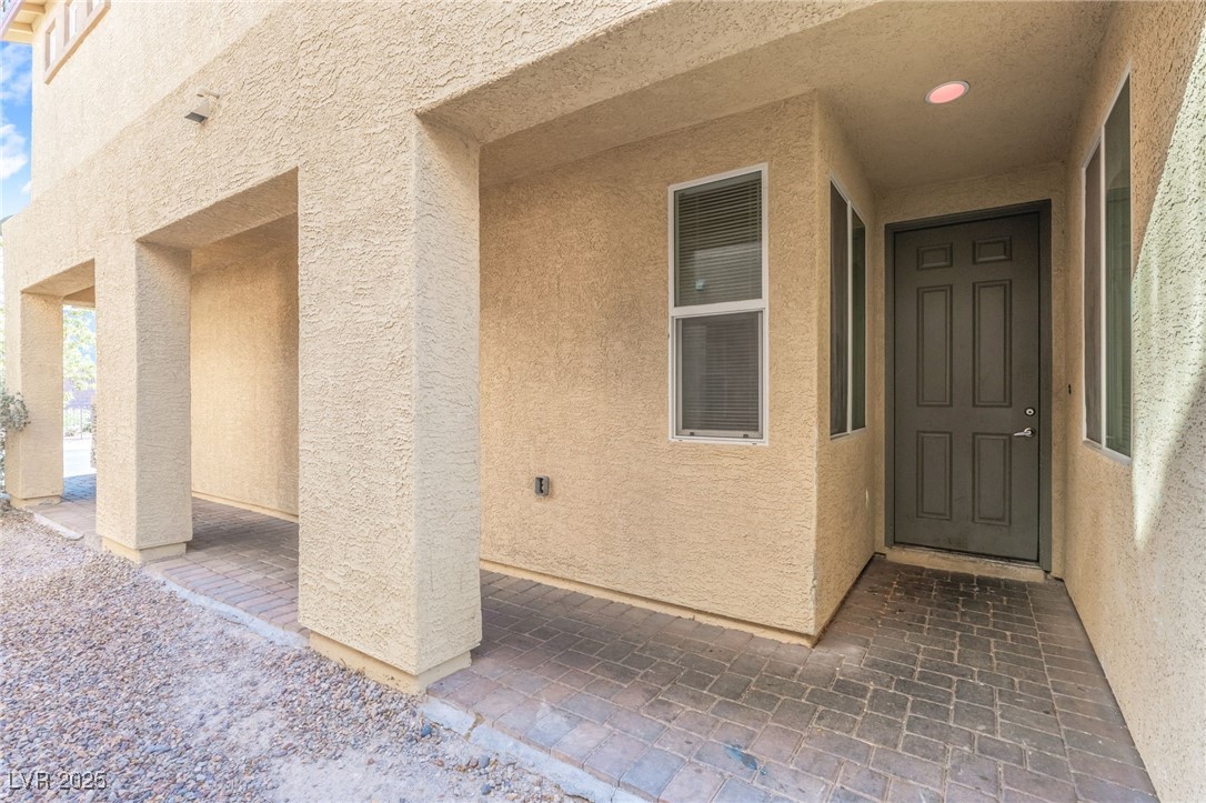 4016 Juanita May Avenue North Las Vegas, NV 89032 - Photo 2 of 24