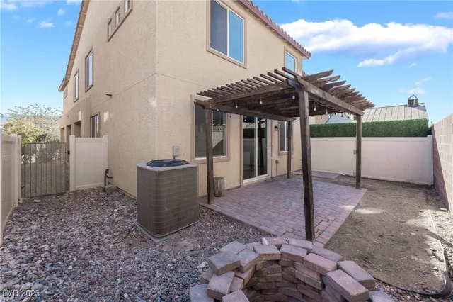 $2,400 | 4016 Juanita May Avenue, North Las Vegas, NV 89032