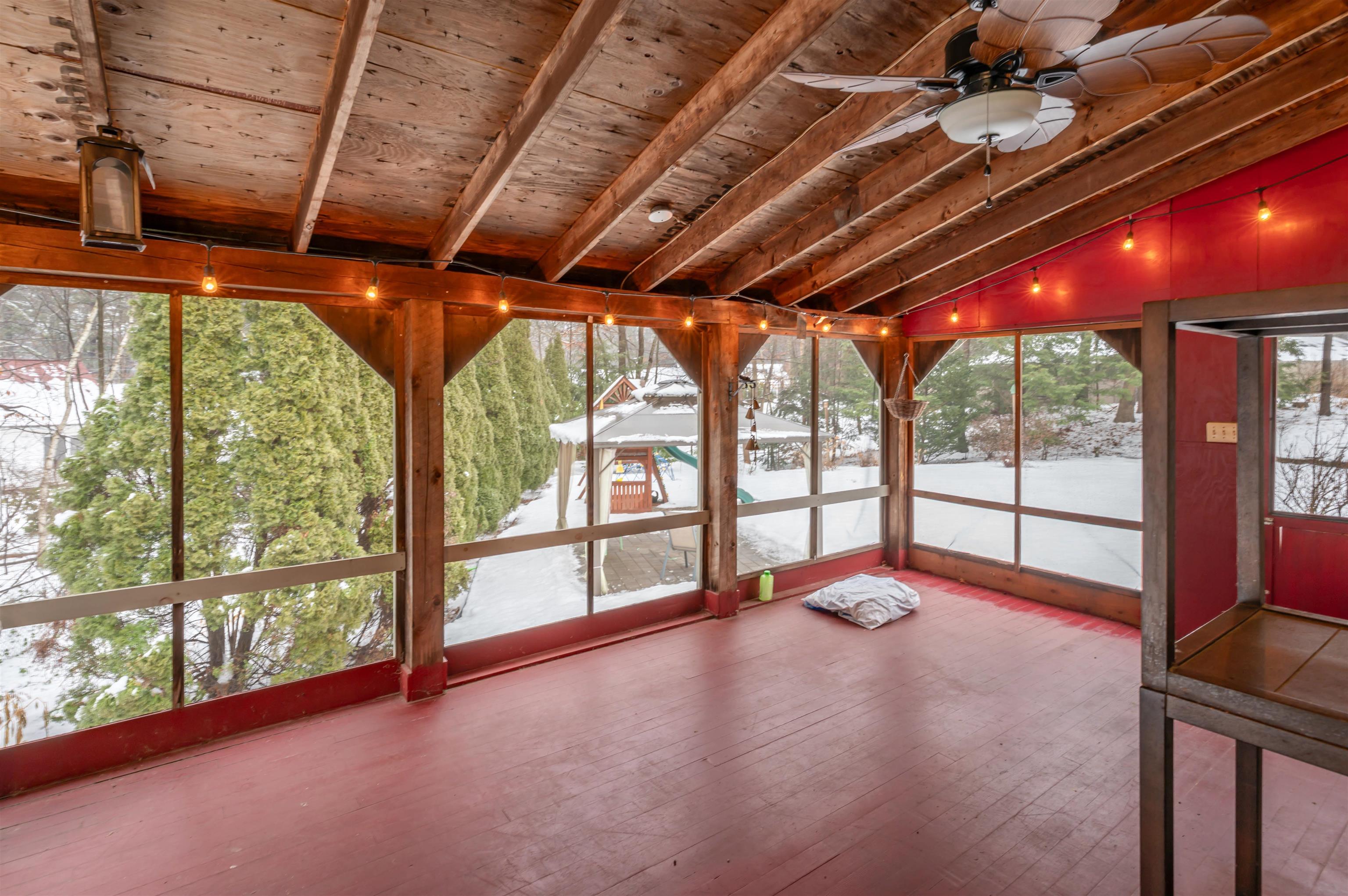 54 Dunbarton Drive Nashua, NH 03063 - Photo 17 of 38