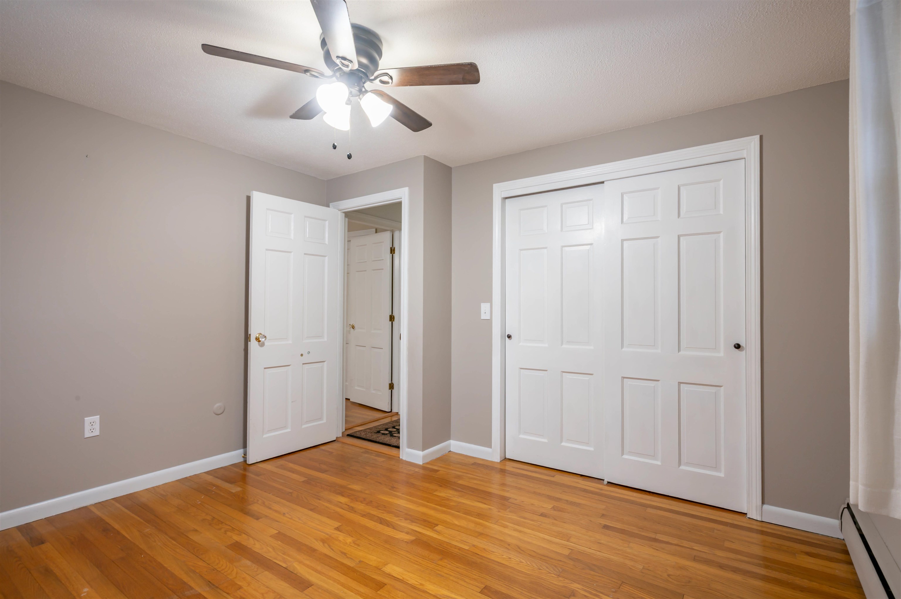 54 Dunbarton Drive Nashua, NH 03063 - Photo 25 of 38