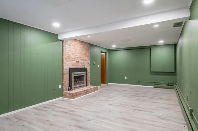 $649,900 | 54 Dunbarton Drive, Nashua, NH 03063