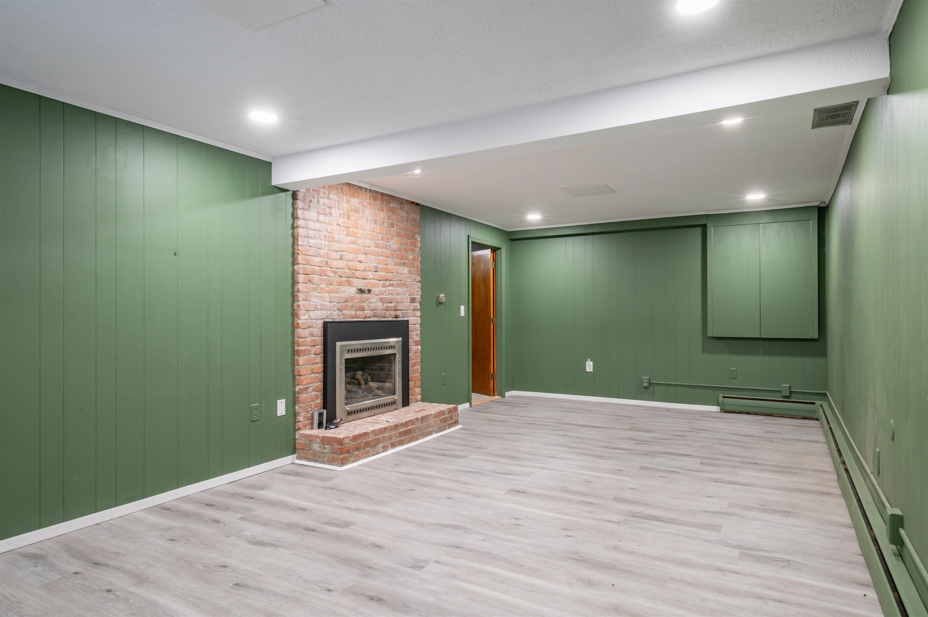 54 Dunbarton Drive Nashua, NH 03063 - Photo 30 of 38