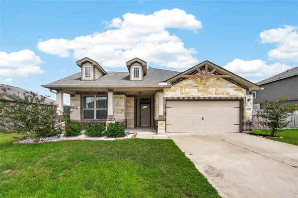 $319,900 | 207 White Wing Lane, Sealy, TX 77474