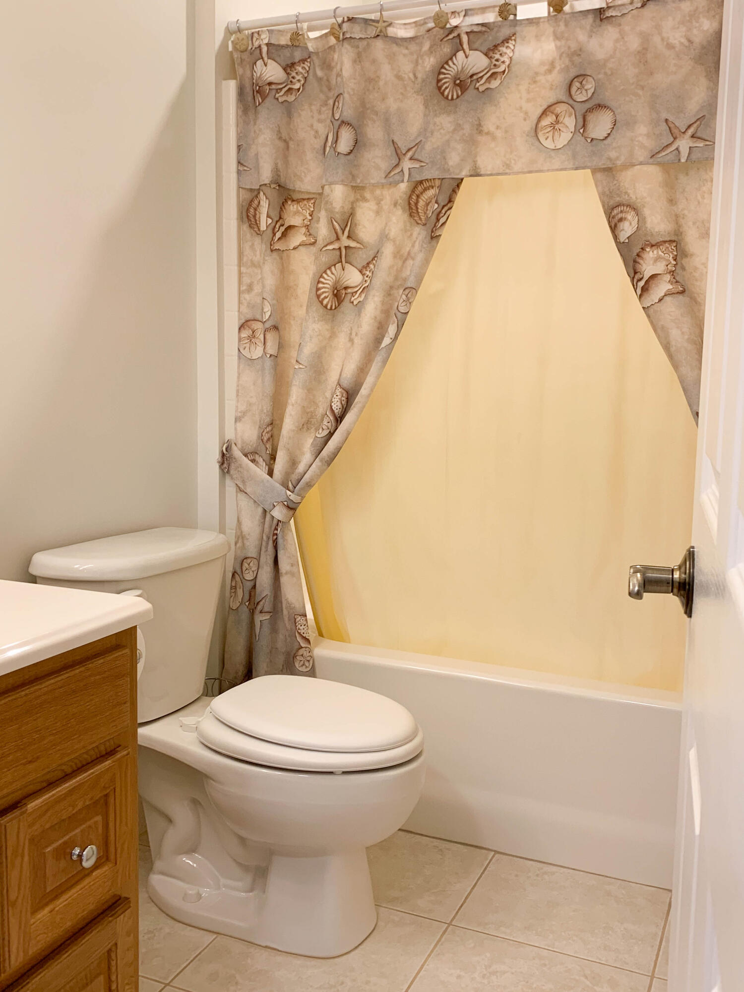 5652 Steel Bridge Road Macclenny, FL 32063 - Photo 12 of 27 Bathroom View 2
