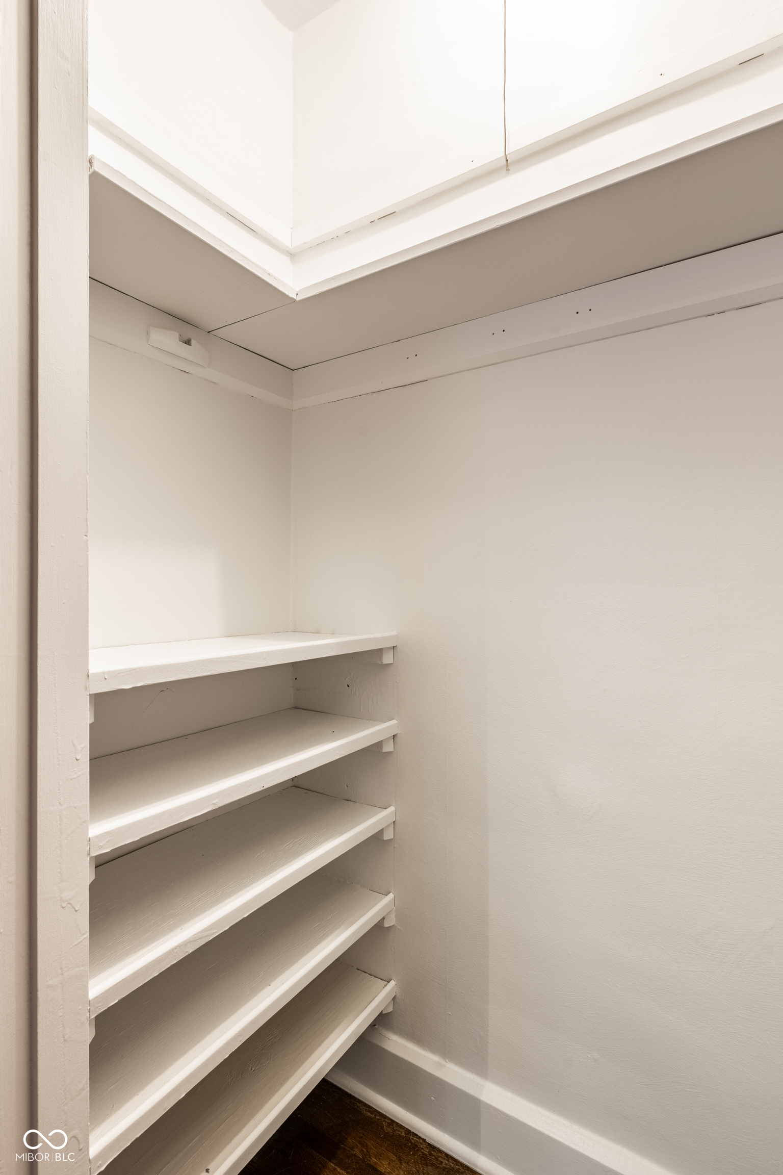 640 Berkley Road Indianapolis, IN 46208 - Photo 21 of 36