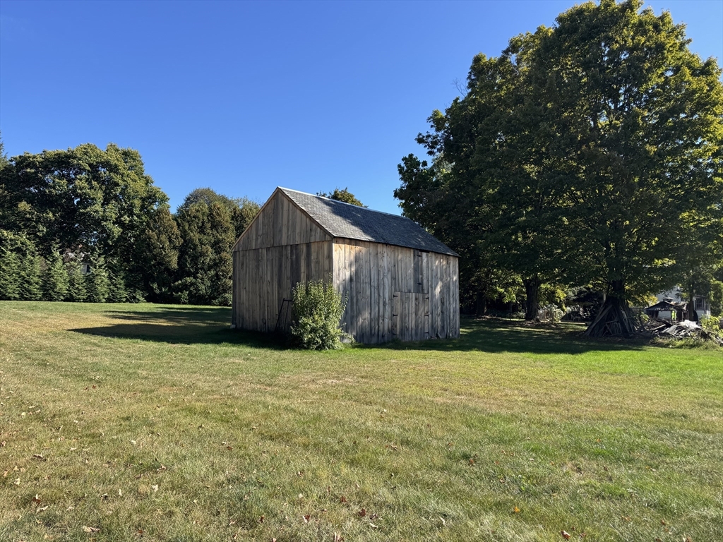 181 Main Street Northfield, MA 01360 - Photo 36 of 39