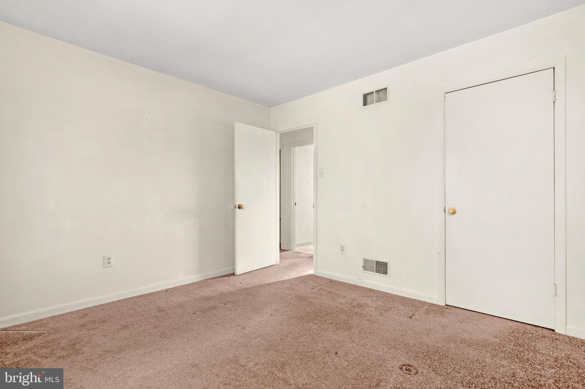 1011 Chapel Road New Windsor, MD 21776 - Photo 12 of 25 Gallery Image 12