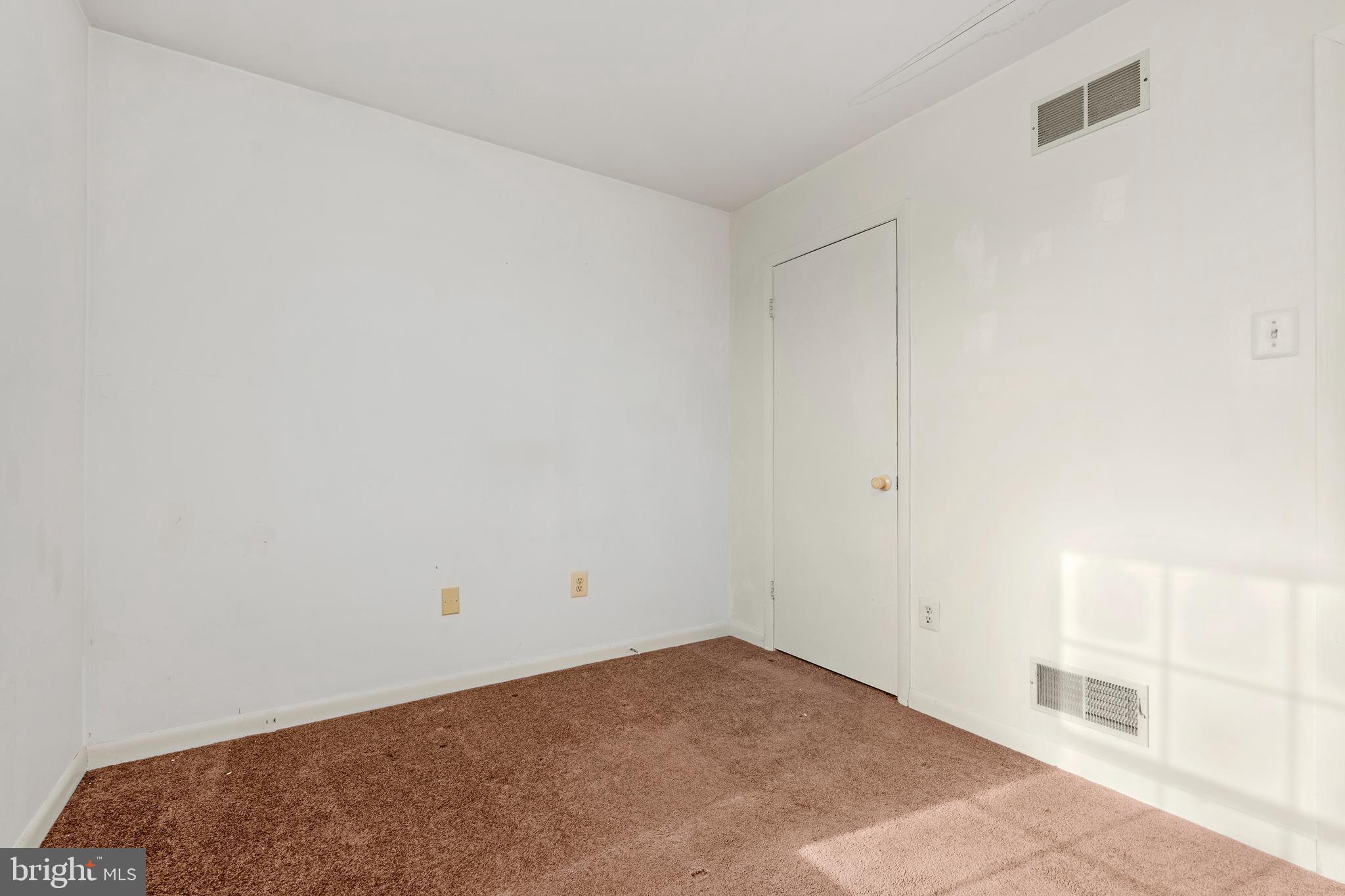 1011 Chapel Road New Windsor, MD 21776 - Photo 16 of 25 Gallery Image 16