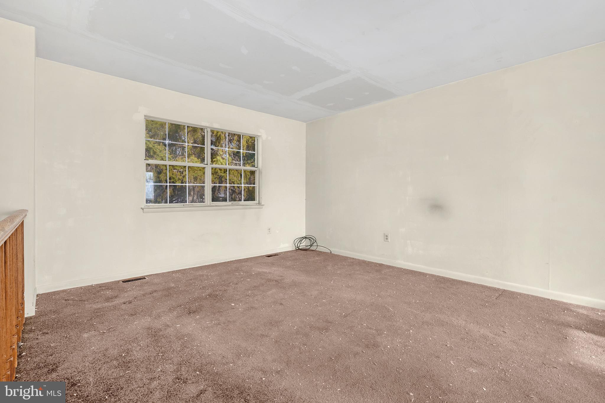 1011 Chapel Road New Windsor, MD 21776 - Photo 6 of 25 Gallery Image 6