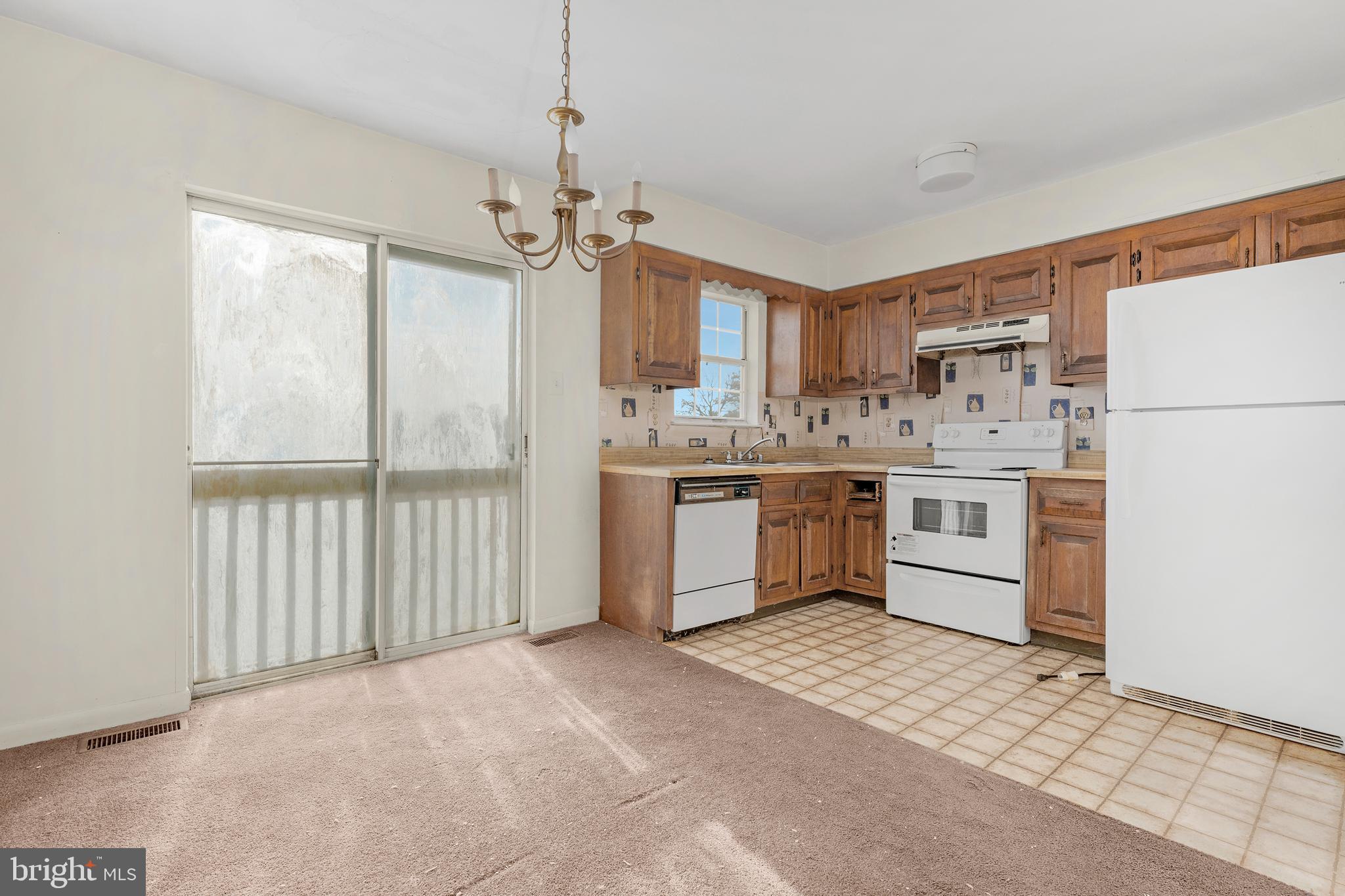 1011 Chapel Road New Windsor, MD 21776 - Photo 7 of 25 Gallery Image 7