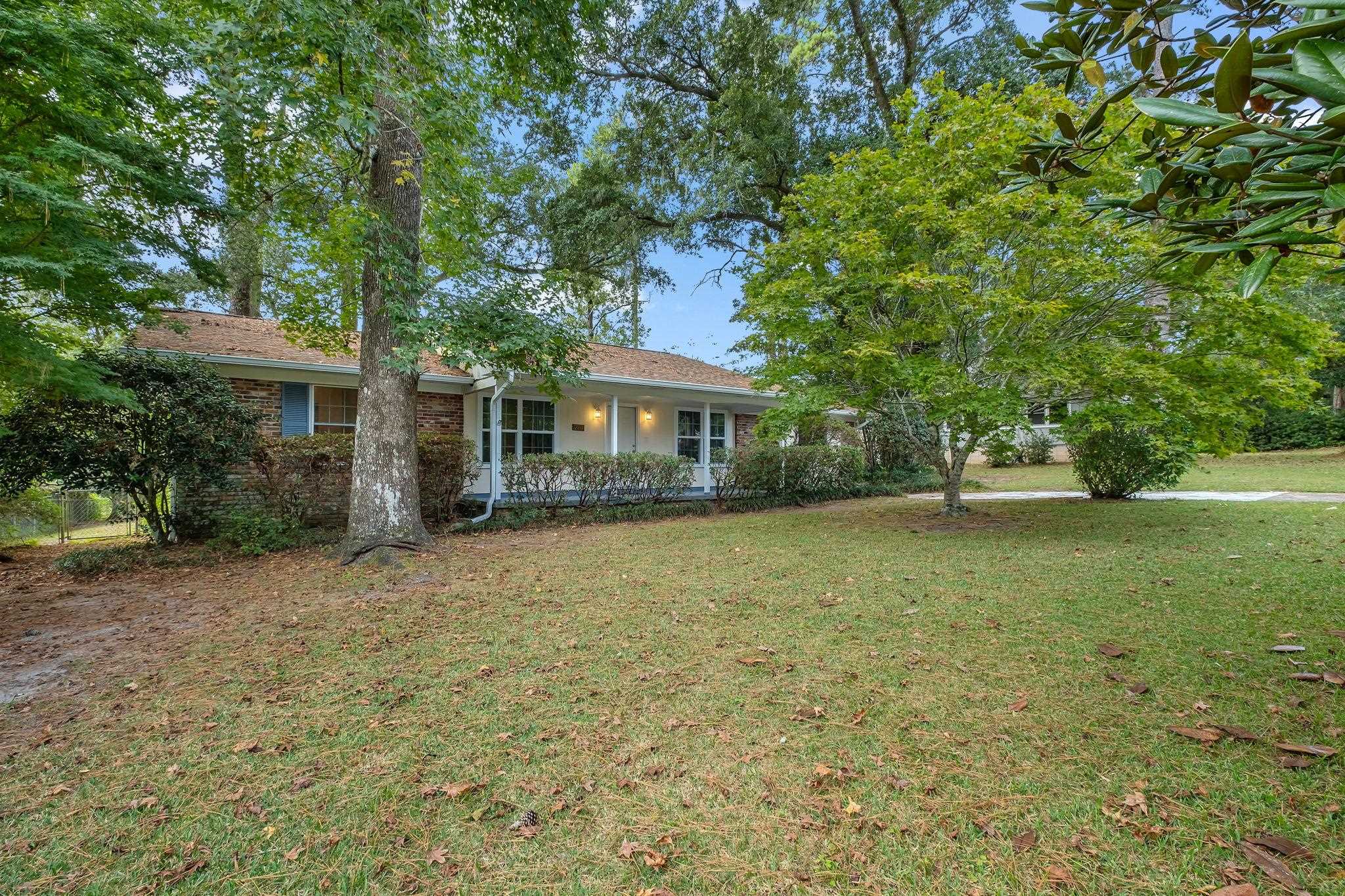 2811 Bay Tree Lane Tallahassee, FL 32301 - Photo 12 of 42