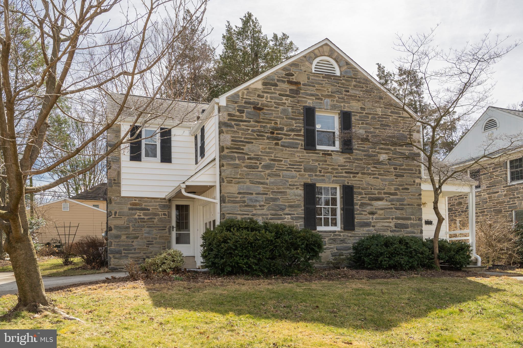 932 Clover Hill Road Wynnewood, PA 19096 - Photo 2 of 37 Gallery Image 2