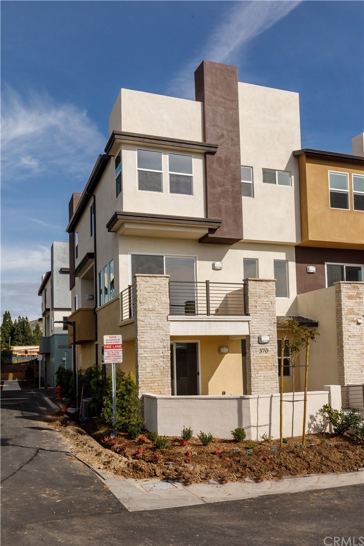 370 Broadway Drive Brea, CA 92821 - Photo 2 of 5