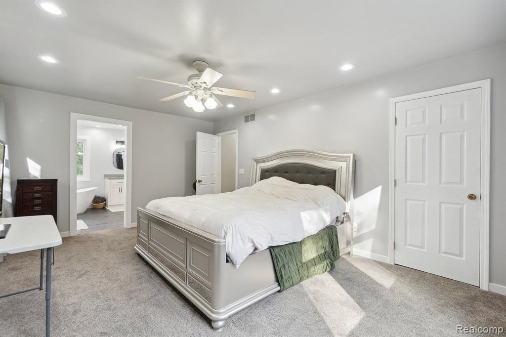 9215 Mabley Hill Road Fenton, MI 48430 - Photo 22 of 65