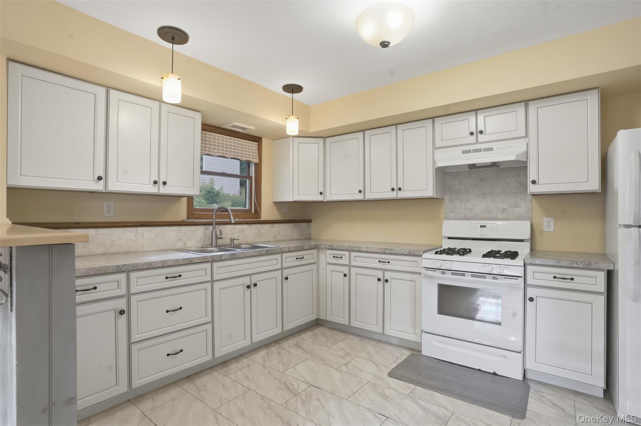 902 Albany Post Road New Paltz, NY 12561 - Photo 33 of 48