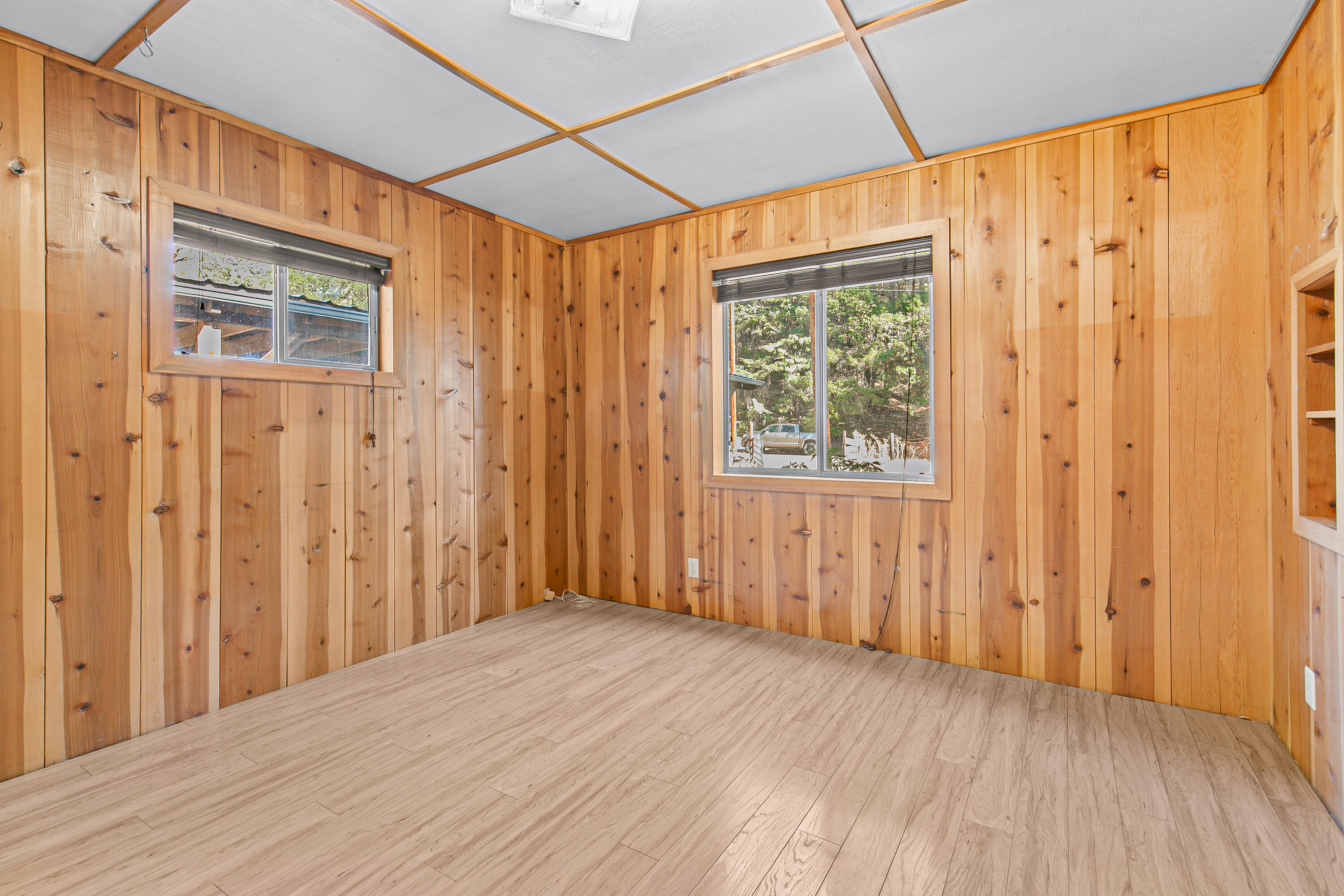 21875 East Evans Creek Road White City, OR 97503 - Photo 18 of 39 9R9A4675
