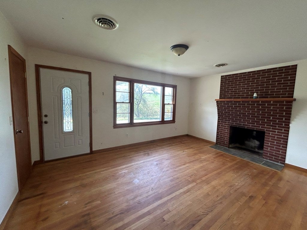 3385 Blacklick Road Rural Retreat, VA 24368 - Photo 4 of 11 Gallery Image 4