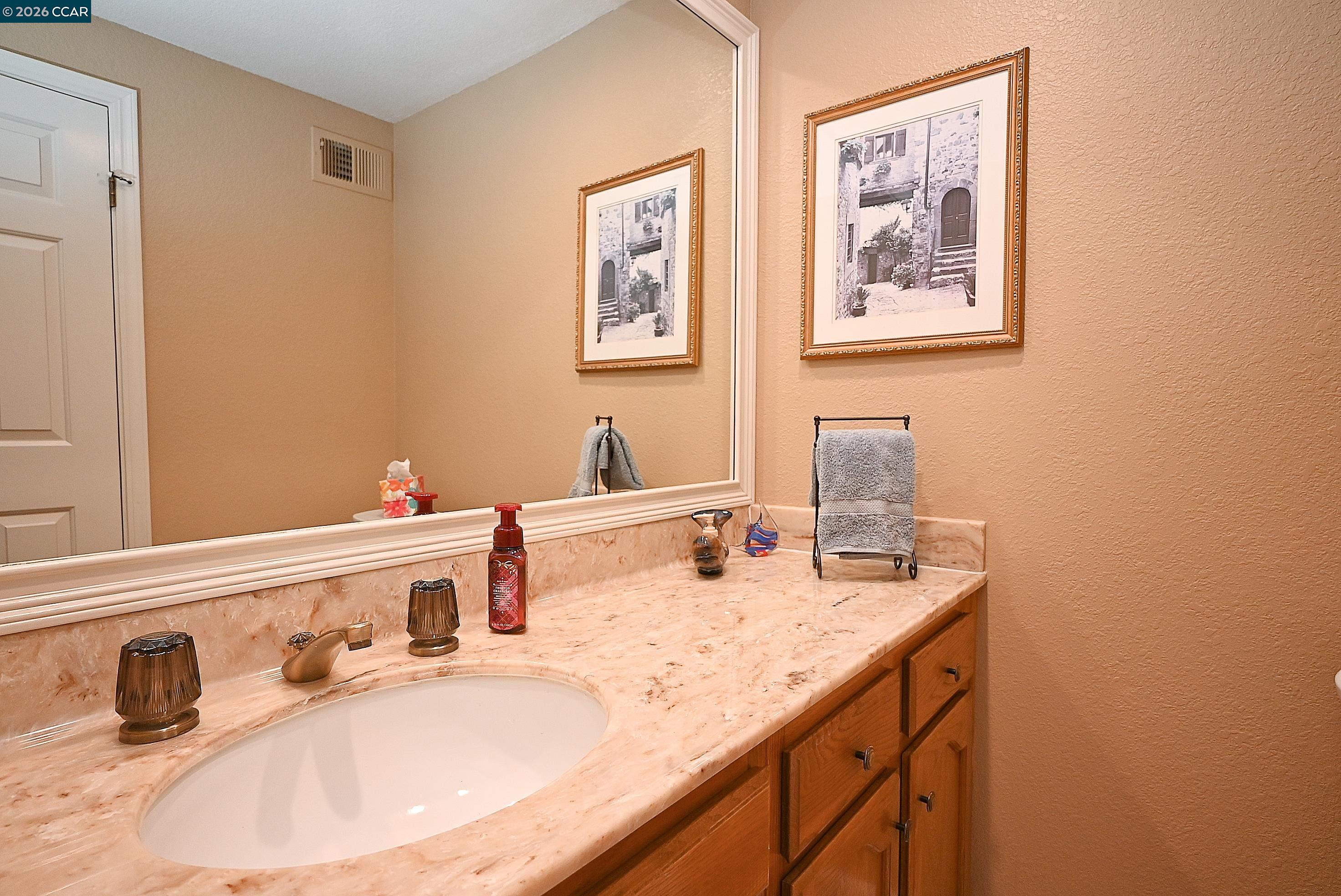 6670 Edgewood Way Castro Valley, CA 94552 - Photo 44 of 56