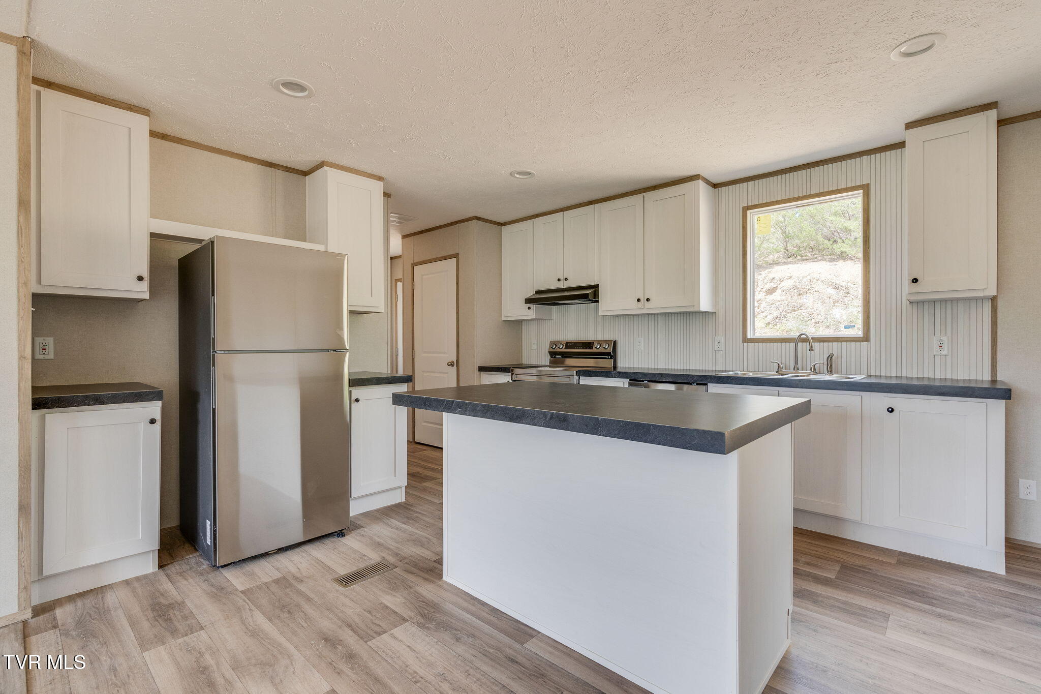 2145 Oakwood Road Midway, TN 37809 - Photo 12 of 27 008