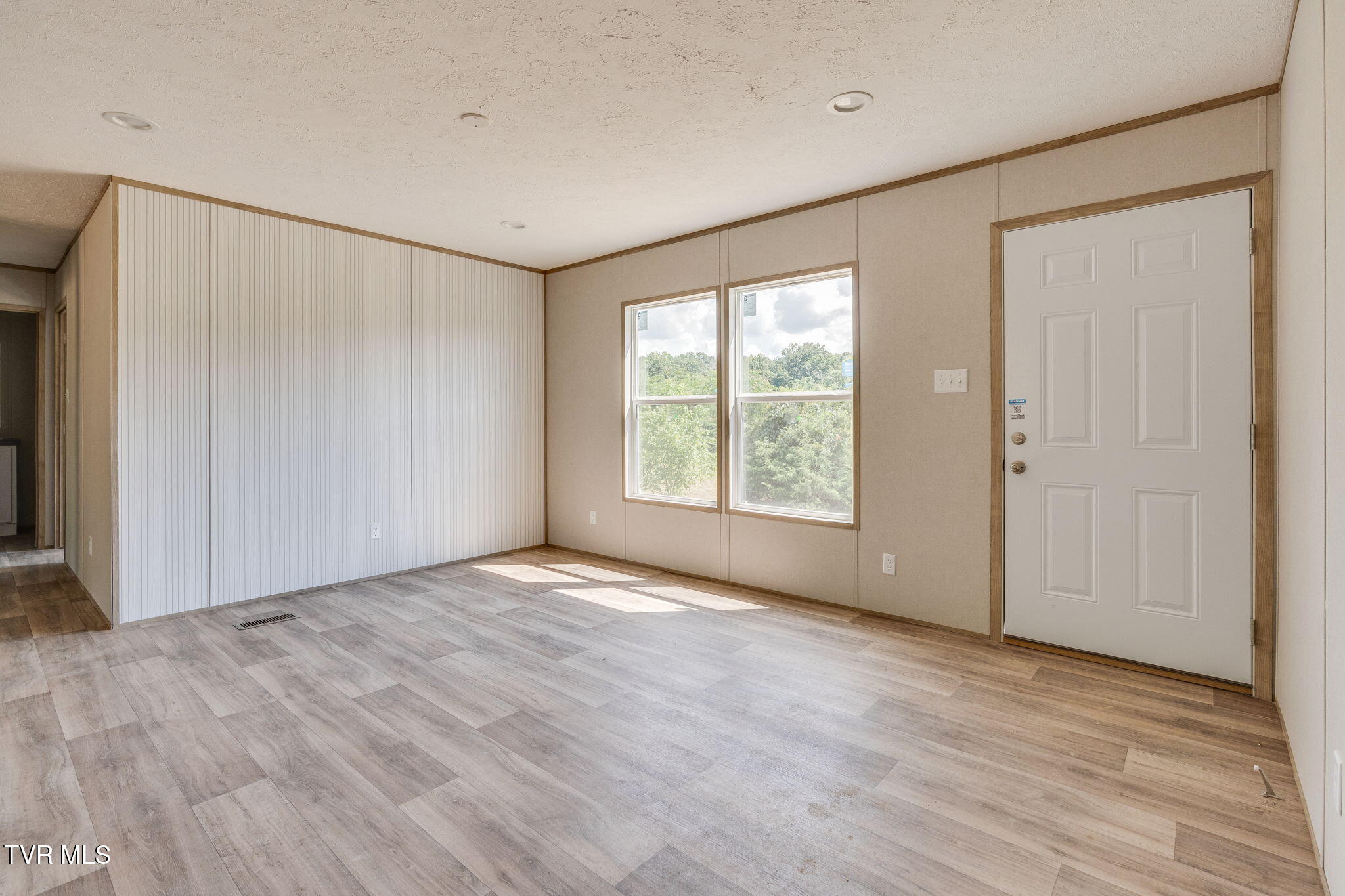 2145 Oakwood Road Midway, TN 37809 - Photo 14 of 27 005