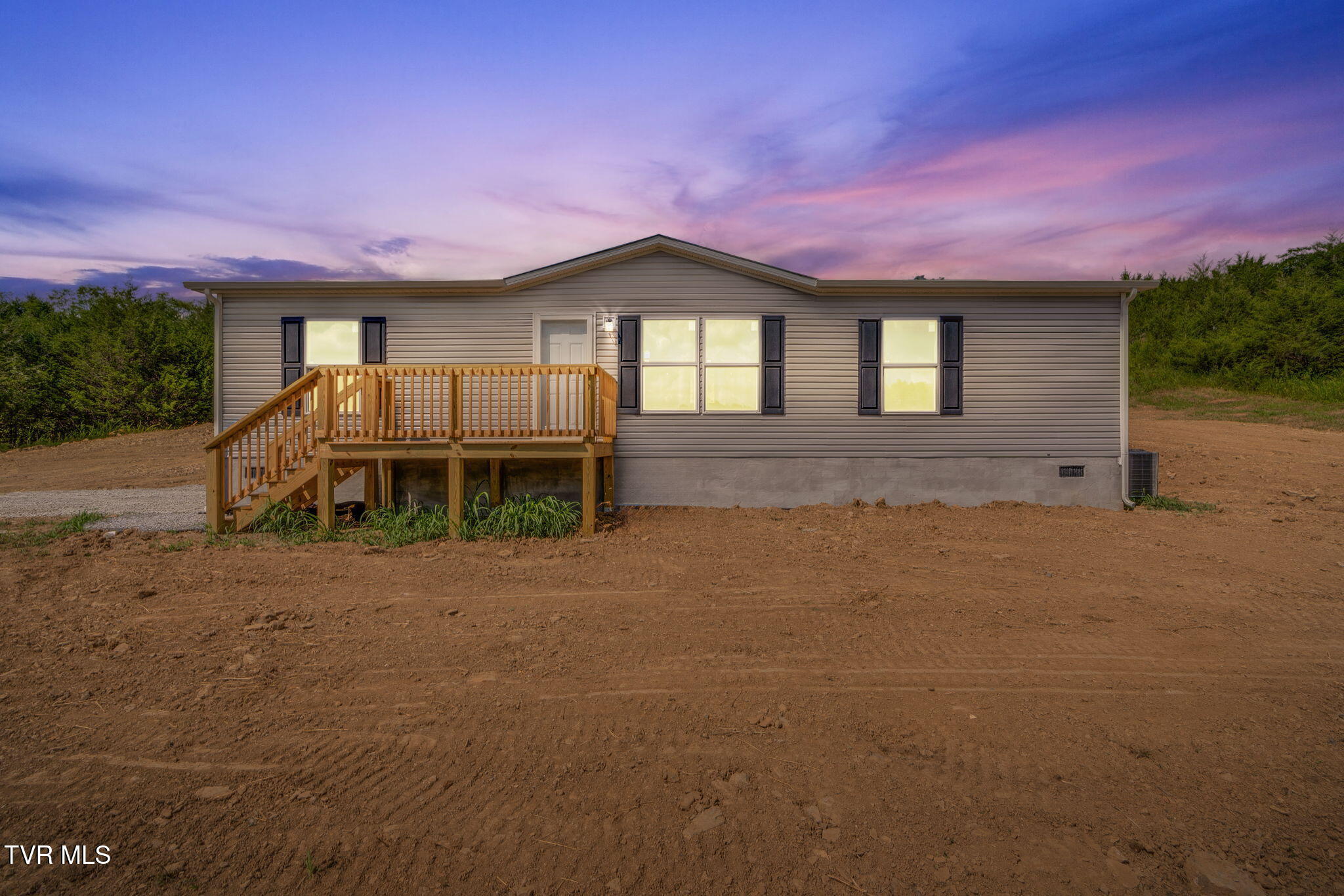 2145 Oakwood Road Midway, TN 37809 - Photo 2 of 27 001a